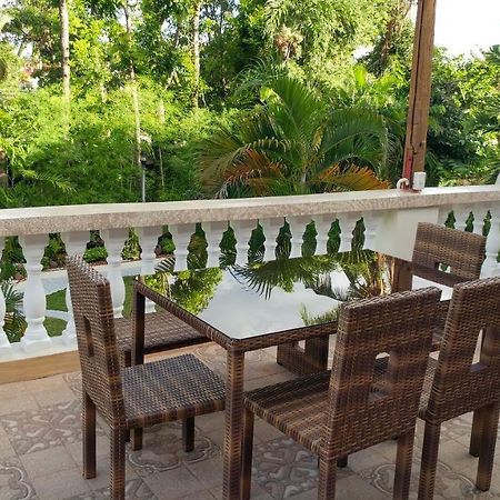 Casa Familya Hotel Batac Екстериор снимка