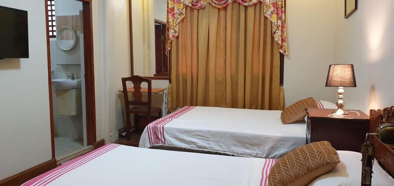 Casa Familya Hotel Batac Екстериор снимка