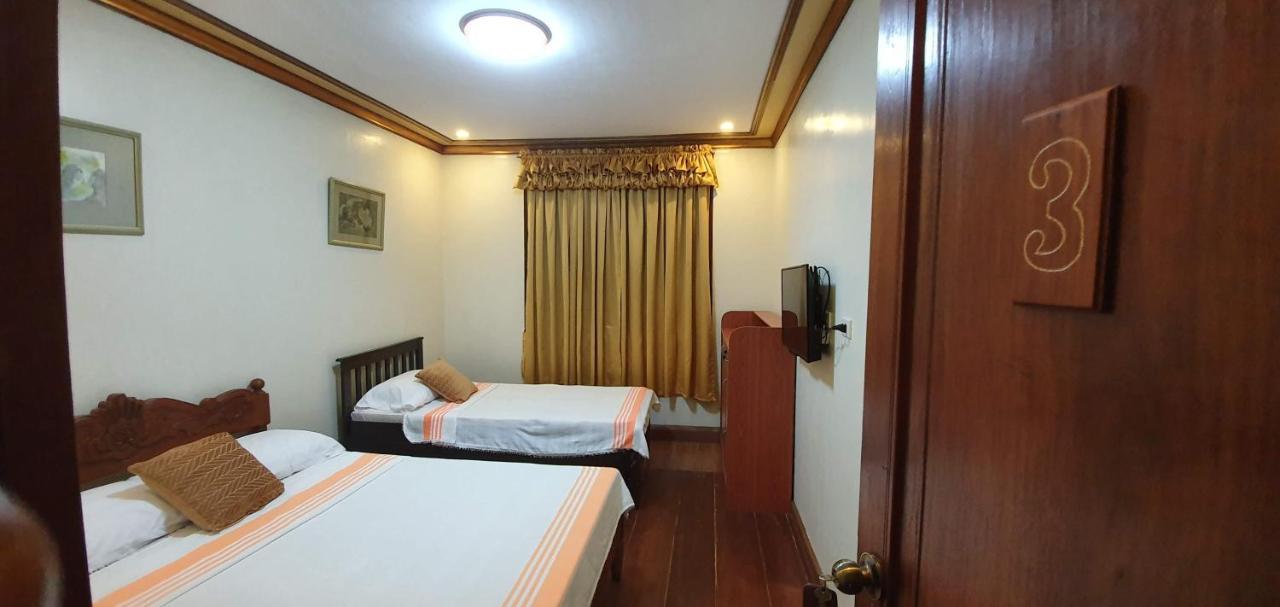 Casa Familya Hotel Batac Екстериор снимка
